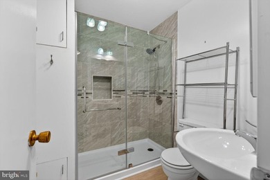 Be prepared to fall in LOVE! This 3-level, 2800+ sq ft home sits - photo 30