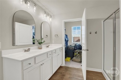 Your Home Search Ends Here! This 5-bed 3-bath home boasts 2,556 - photo 31
