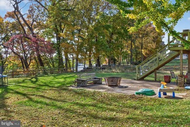 Be prepared to fall in LOVE! This 3-level, 2800+ sq ft home sits - photo 42