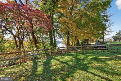 Be prepared to fall in LOVE! This 3-level, 2800+ sq ft home sits - photo 46