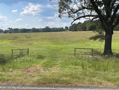 Lake Gladewater Acreage For Sale in Gilmer Texas