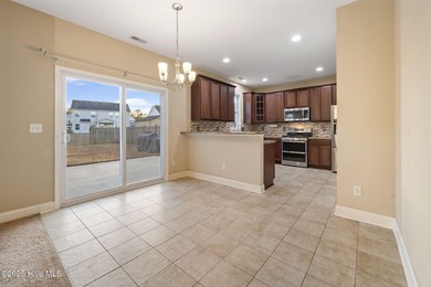 Beautiful 3 Bedroom/2.5 Bath + Bonus Room/Loft, 2 story home in