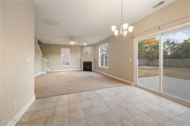 Beautiful 3 Bedroom/2.5 Bath + Bonus Room/Loft, 2 story home in