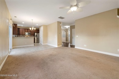 Beautiful 3 Bedroom/2.5 Bath + Bonus Room/Loft, 2 story home in