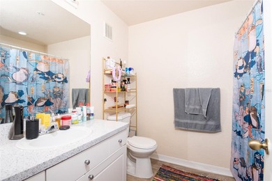 Welcome to this top-floor 1-bedroom, 1-bathroom condo in the - photo 14
