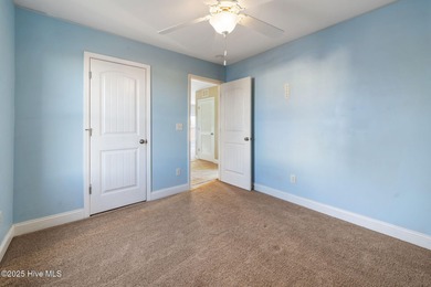 Beautiful 3 Bedroom/2.5 Bath + Bonus Room/Loft, 2 story home in