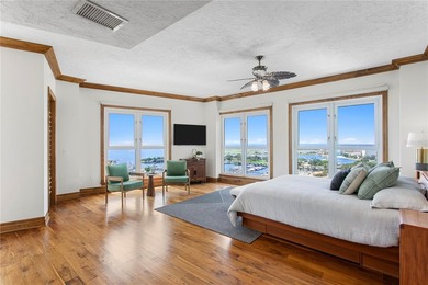 A property like this almost never becomes available. The entire - photo 27