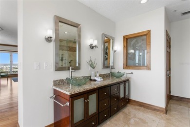 A property like this almost never becomes available. The entire - photo 31