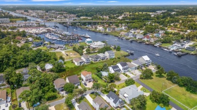 Charming New Construction Beach House with Pool and Ample