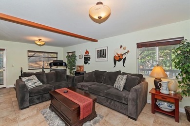 Welcome to a very charming home in the desirable San Moritz - photo 7