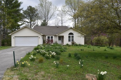Lake Home For Sale in Sparta, Tennessee