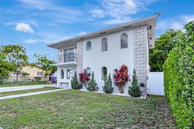 This beautifully designed home features 3 bedrooms ( 2 of which - photo 3