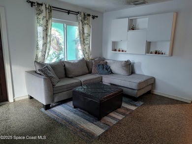 MOTIVATED SELLERS! Enjoy coastal living just minutes from the - photo 3