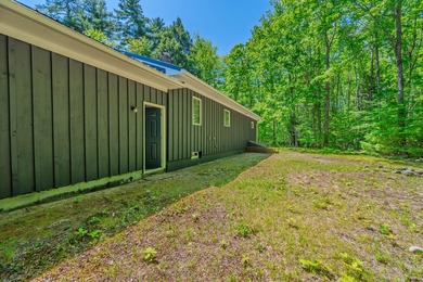 Welcome to 81 Babbidge Road in desirable Falmouth, a peaceful - photo 4