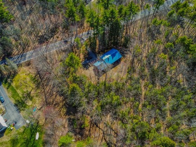 Welcome to 81 Babbidge Road in desirable Falmouth, a peaceful - photo 6