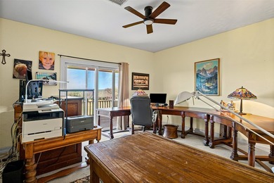 REDUCED! CUSTOM GOLF-COURSE HOME - UPDATED ESSENTIALS - POOL - - photo 26
