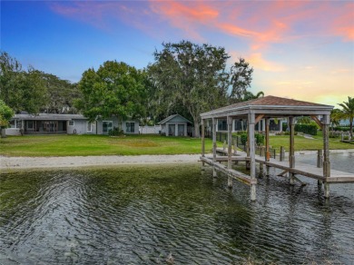 Lake Conway Home For Sale in Belle Isle Florida