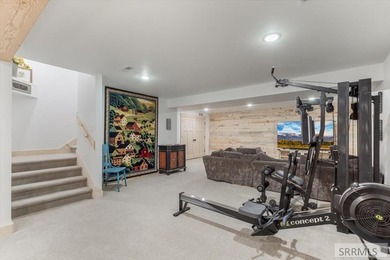 NEW PRICE!! Spectacular newer construction in pristine wooded - photo 41
