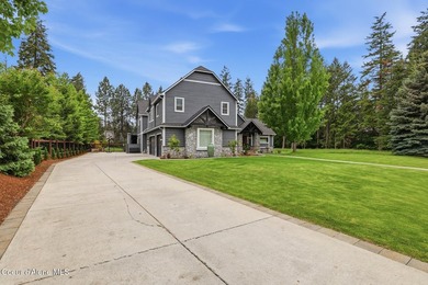 Forest Hills gem in the heart of Hayden! Located in one of the - photo 3