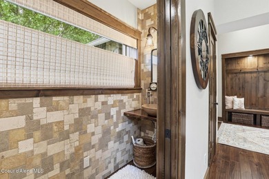 Forest Hills gem in the heart of Hayden! Located in one of the - photo 8