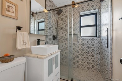 Enjoy coastal living in this spacious one bedroom apartment - photo 11