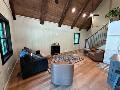 Experience The Kestrel, mountain living at its finest in this - photo 12