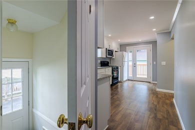 Welcome to Laurelton Rd in the heart of North Winton Village! - photo 13