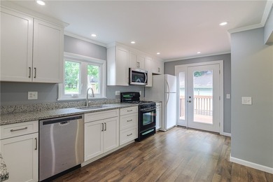 Welcome to Laurelton Rd in the heart of North Winton Village! - photo 14