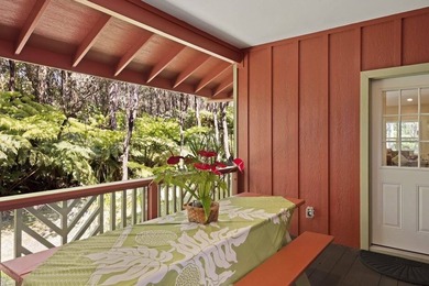 You'll be charmed by this thoughtfully designed custom home - photo 15