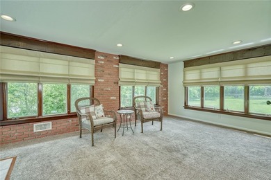 Quiet cul-de-sac living in the Brighton Central School - photo 20