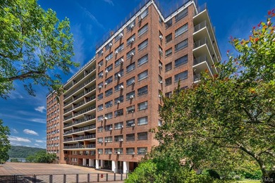 Exciting Exclusive 2 Bedroom, 2 Bathroom! Spectacular apartment - photo 28