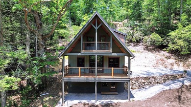 Experience The Kestrel, mountain living at its finest in this - photo 39
