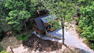 Experience The Kestrel, mountain living at its finest in this - photo 40