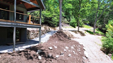Experience The Kestrel, mountain living at its finest in this - photo 44