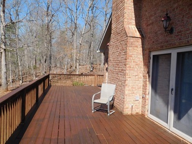 Beautiful maintained one level Brick Home on 5.50 in Elon that - photo 4