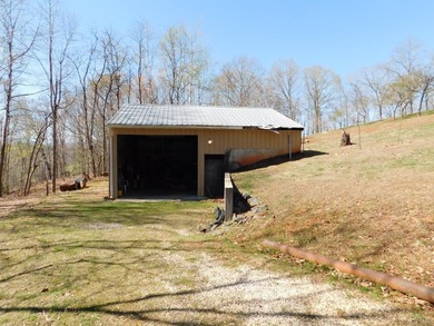 Beautiful maintained one level Brick Home on 5.50 in Elon that - photo 9