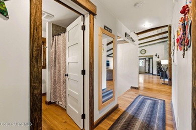 Rarely does a property offer this level of flexibility, privacy - photo 24