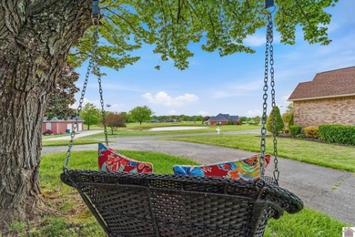 Located on the golf course in Drake Creek, this 4-bedroom, 2 - photo 35