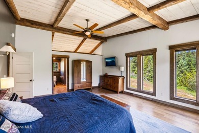 Rarely does a property offer this level of flexibility, privacy - photo 36
