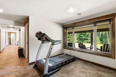 Rarely does a property offer this level of flexibility, privacy - photo 40