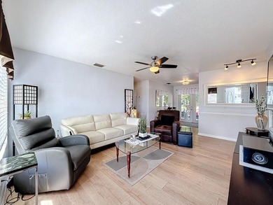 Amazing Opportunity! Updated 3 bedroom 2 bathroom single family - photo 4