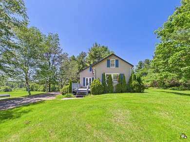 Nestled in the picturesque countryside of Hallowell, this - photo 8