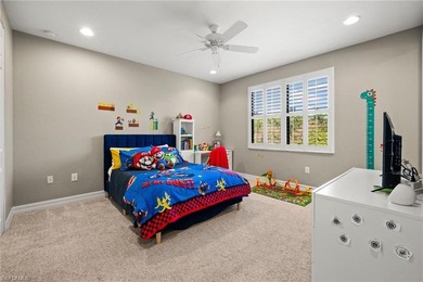 Rare opportunity to own this exceptional 5 bedroom 5 full bath - photo 12