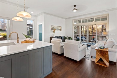 The Woodland Oak is a beautiful 3 story retreat tucked away in