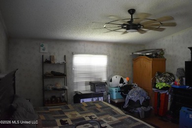 48 acres with a 3 BR 2 BA mobile home, shop, and additional home - photo 18