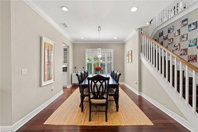 Rare opportunity to own this exceptional 5 bedroom 5 full bath - photo 19