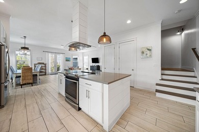 Located in the gated community of Villas of Frangista in Miramar - photo 20