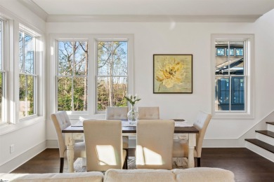 The Woodland Oak is a beautiful 3 story retreat tucked away in