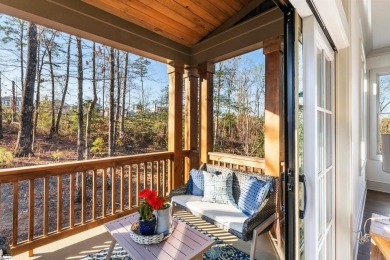 The Woodland Oak is a beautiful 3 story retreat tucked away in