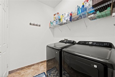 Rare opportunity to own this exceptional 5 bedroom 5 full bath - photo 34